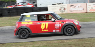 Hoosier Super Tour Hallett Motor Racing Circuit: Saturday Report